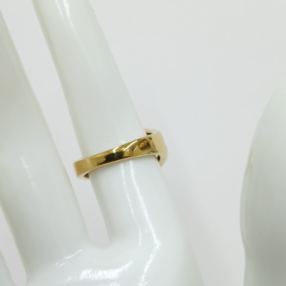 Ring - Picture 5 of 6